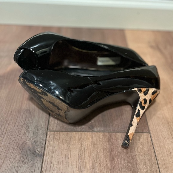 Steve Madden Black Patent Leather Peep Toe Heels with Animal Print Heel - Picture 9 of 16